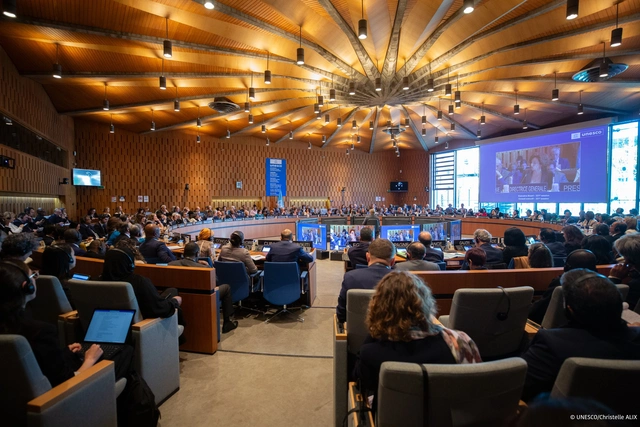 Bộ sưu tập của Nhạc sĩ Hoàng Vân được UNESCO ghi danh Di sản tư liệu thế giới