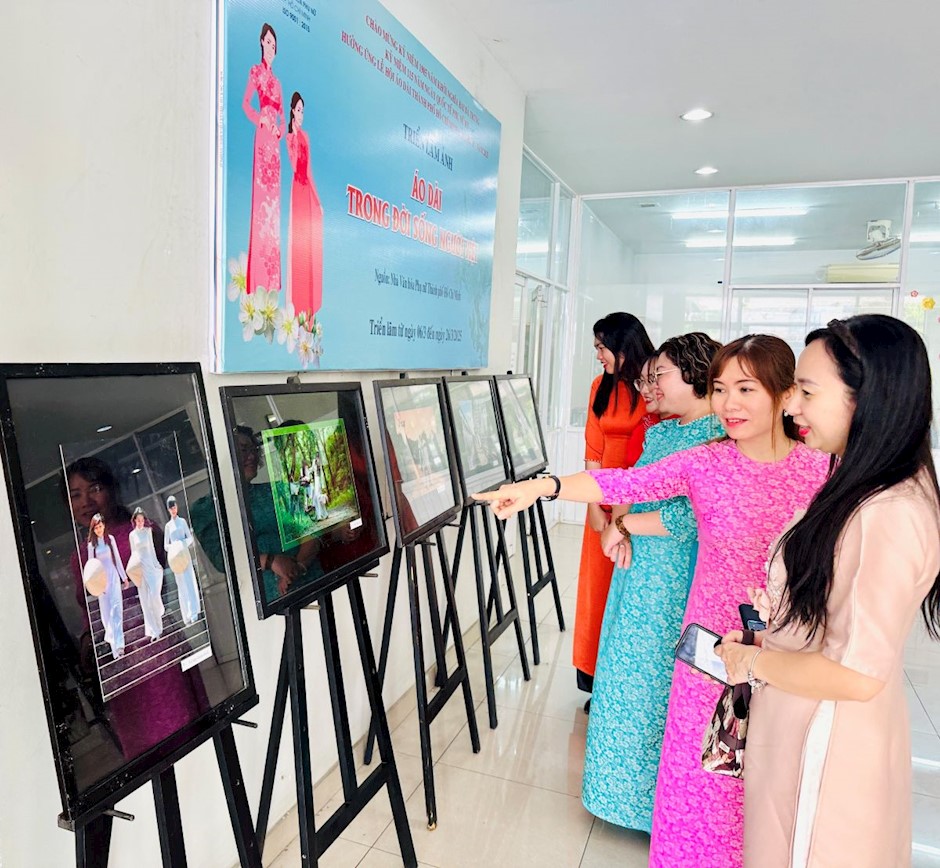 Việt Nam-Mông Cổ ra Tuyên bố chung về thiết lập quan hệ Đối tác Toàn diện