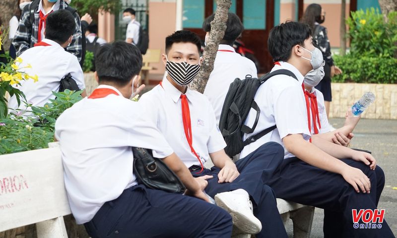 TPHCM: Học sinh THCS chính thức được hỗ trợ 100% học phí