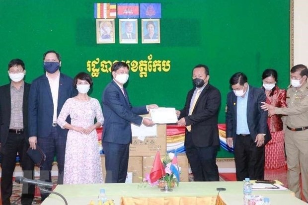 Tăng cường công tác bảo hộ công dân, hỗ trợ người gốc Việt ở Campuchia hình ảnh 1 Tang cuong cong tac bao ho cong dan, ho tro nguoi goc Viet o Campuchia hinh anh 1