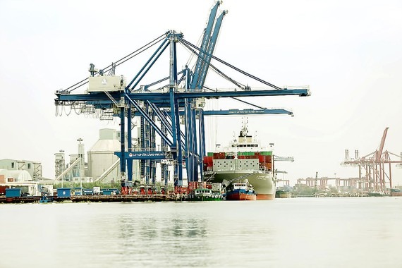 Hợp lực, đột phá để phát triển cảng biển: Cần xem xét trên cơ sở quy hoạch vùng Hợp lực, đột phá để phát triển cảng biển: Cần xem xét trên cơ sở quy hoạch vùng