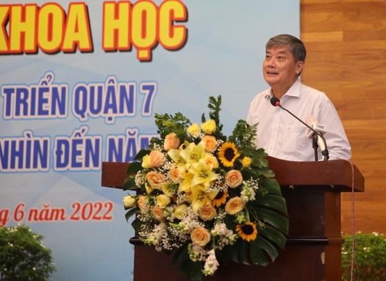 Tìm chiến lược phát triển quận 7 ảnh 4