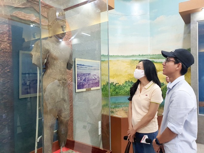 Chết mê tour du lịch bằng tàu hỏa đầu tiên giữa TP HCM - Đồng Nai - Ảnh 5. Chết mê tour du lịch bằng tàu hỏa đầu tiên giữa TP HCM - Đồng Nai - Ảnh 5.