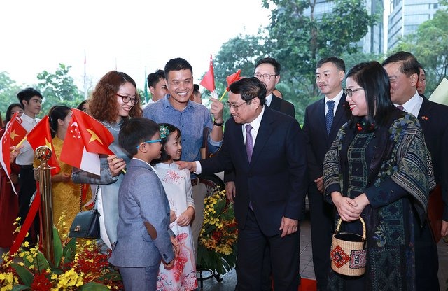 Kiều bào tại Singapore hiến kế xây dựng quê hương - Ảnh 1. Kiều bào tại Singapore hiến kế xây dựng quê hương - Ảnh 1.