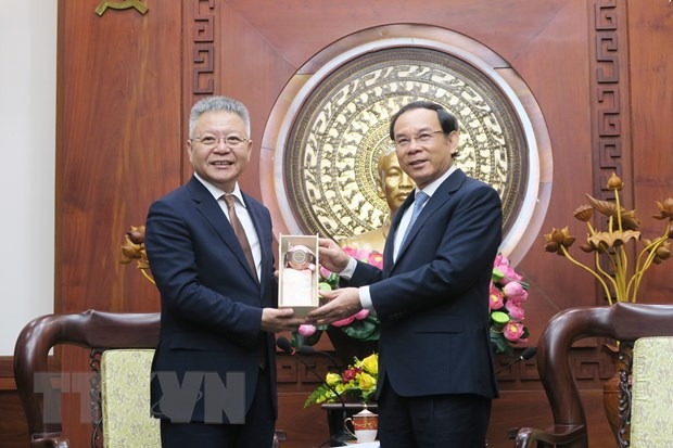 Thanh pho Ho Chi Minh va tinh Hai Nam thuc day hop tac nhieu linh vuc hinh anh 1