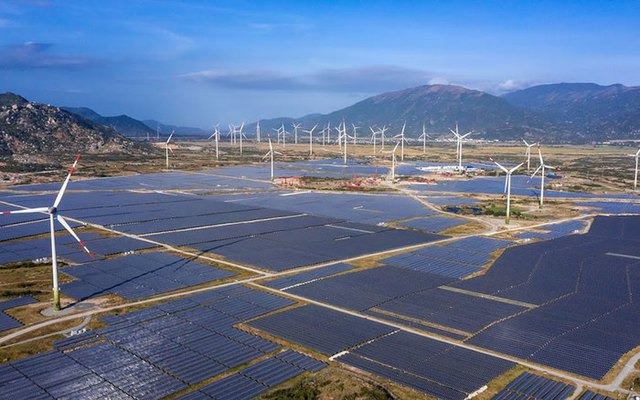 Bộ Công thương phản hồi kiến nghị của 36 nhà đầu tư điện gió, điện mặt trời - Ảnh 1. Bộ Công thương phản hồi kiến nghị của 36 nhà đầu tư điện gió, điện mặt trời - Ảnh 1.