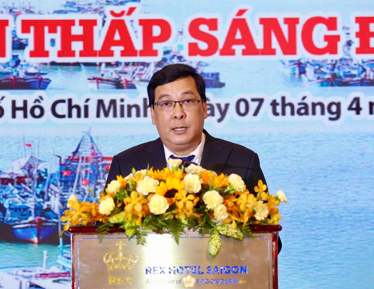 Chùm ảnh: Lễ ra mắt chương trình 'Cùng ngư dân thắp sáng đèn trên biển' ảnh 6