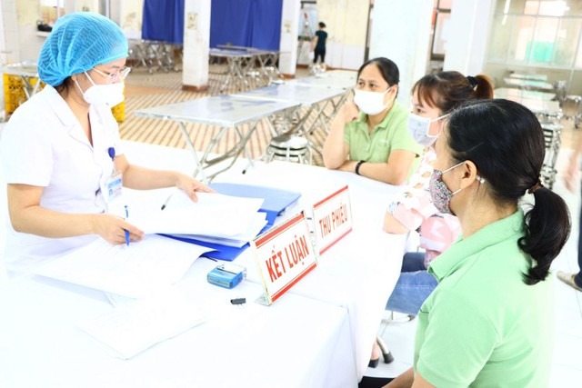 Chính sách mới liên quan đến công chức, viên chức, người lao động có hiệu lực từ tháng 6/2023 - Ảnh 1. Chính sách mới liên quan đến công chức, viên chức, người lao động có hiệu lực từ tháng 6/2023 - Ảnh 1.