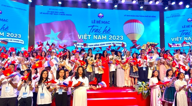Trại hè Việt Nam 2023: Hãy giữ liên hệ để khoảng cách không còn là trở ngại - Ảnh 2. Trại hè Việt Nam 2023: Hãy giữ liên hệ để khoảng cách không còn là trở ngại - Ảnh 2.