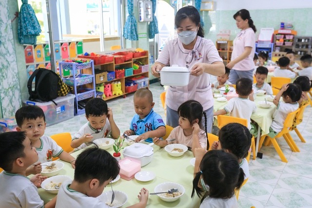 Giáo dục mầm non: 'Kiên quyết không để xảy ra tình trạng bạo hành trẻ' - Ảnh 2. Giáo dục mầm non: 'Kiên quyết không để xảy ra tình trạng bạo hành trẻ' - Ảnh 2.