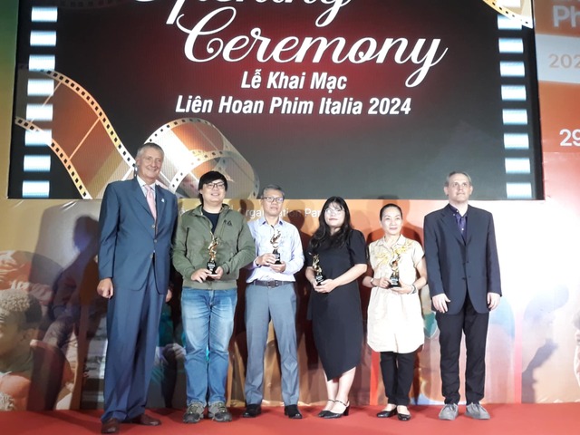 Khai mạc Liên hoan phim Ý 2024 tại TP HCM- Ảnh 6. Khai mạc Liên hoan phim Ý 2024 tại TP HCM- Ảnh 6.