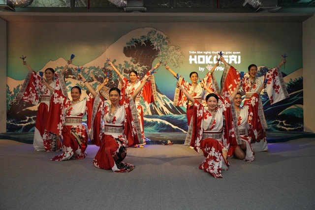 Triển lãm nghệ thuật đa giác quan Hokusai đầu tiên tại Việt Nam- Ảnh 1. Triển lãm nghệ thuật đa giác quan Hokusai đầu tiên tại Việt Nam- Ảnh 1.