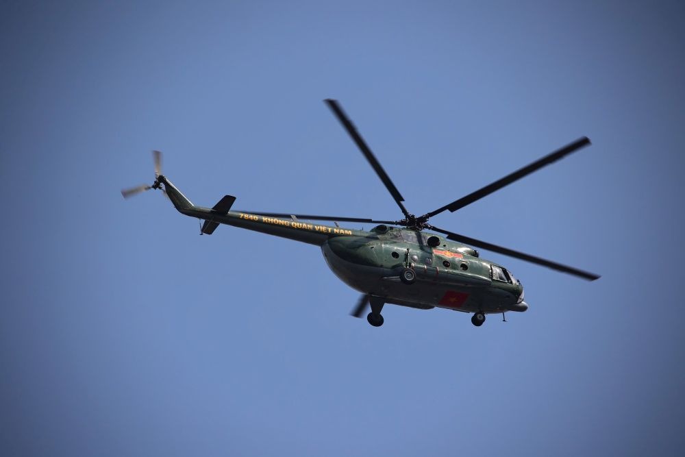 Trực thăng Mi-171, Mi-8, Mi-17... trên bầu trời. Ảnh: Minh Tâm