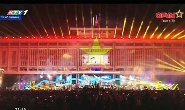 Rực rỡ, hoành tráng và đầy cảm xúc với cầu truyền hình 