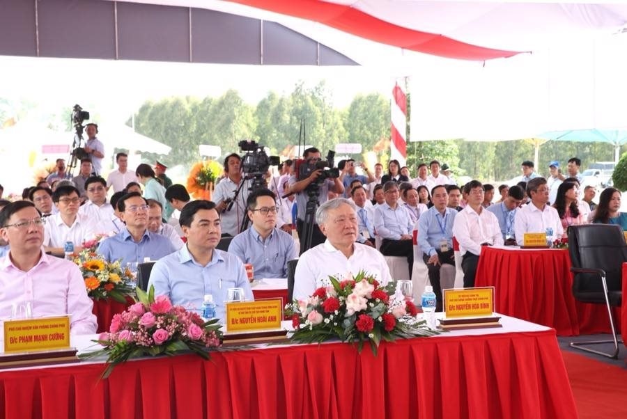 hoa-binh.jpg
